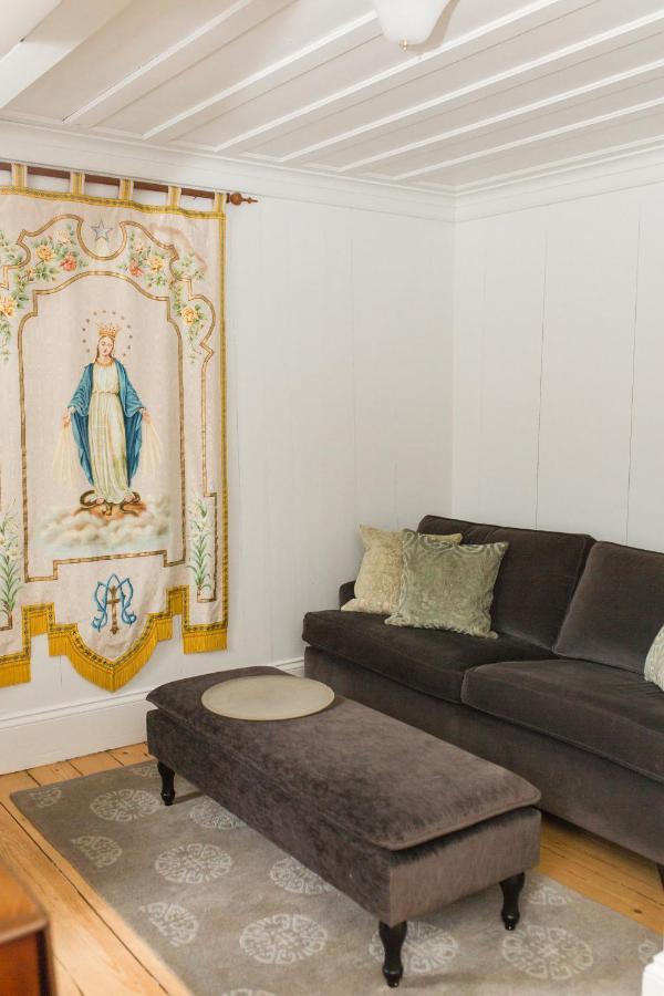 Le Vieux Presbytere Saint-Vallier Eksteriør bilde